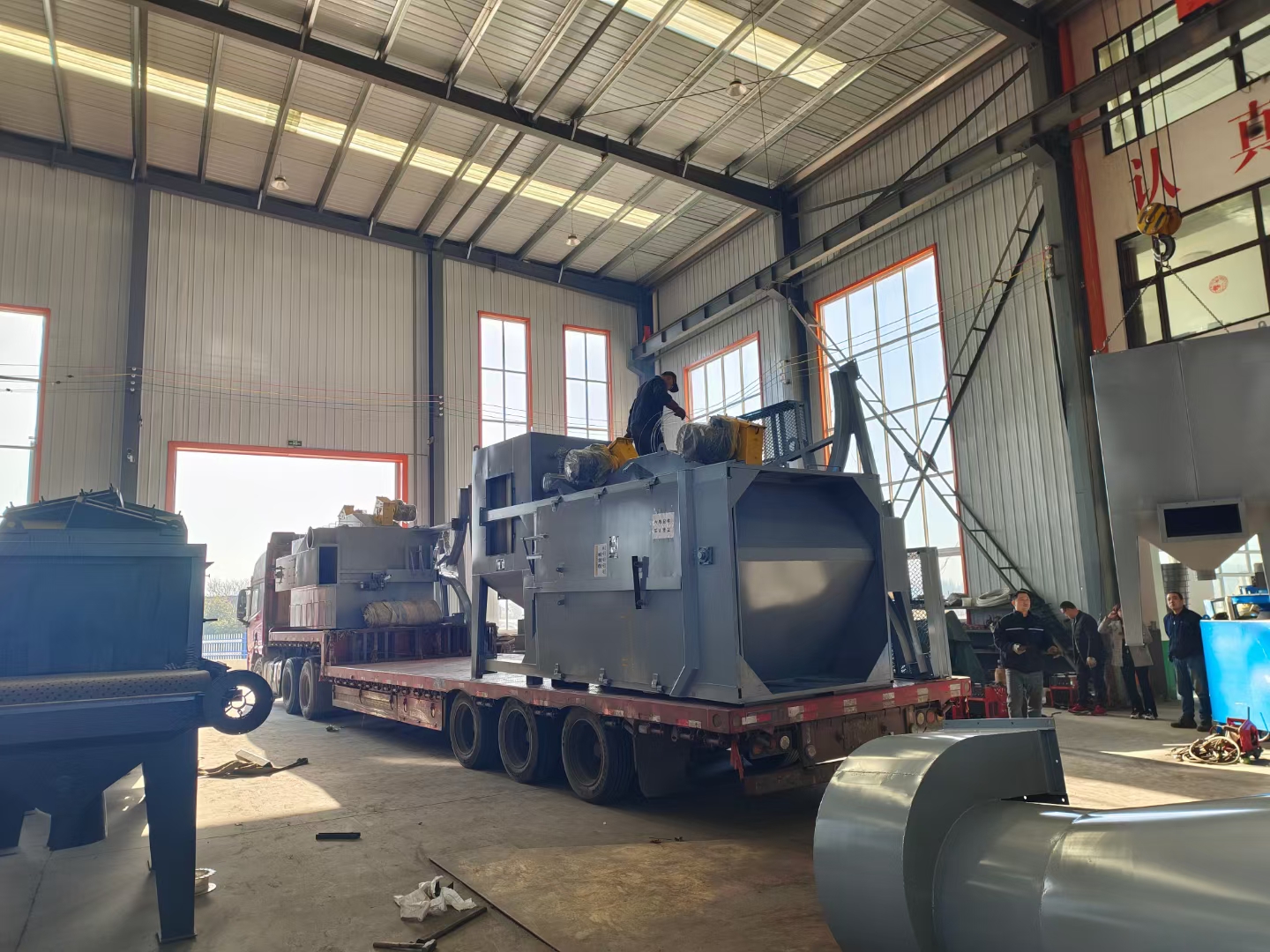 鑄造用拋丸機(jī)_鑄造拋丸機(jī)工作原理_壓鑄銅拋丸打砂機(jī)