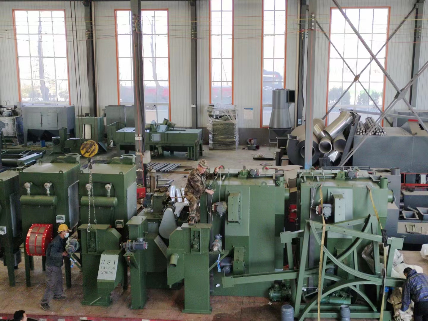 拋丸機除銹施工方案_拋丸機除銹視頻_鋼網(wǎng)帶拋丸除銹機