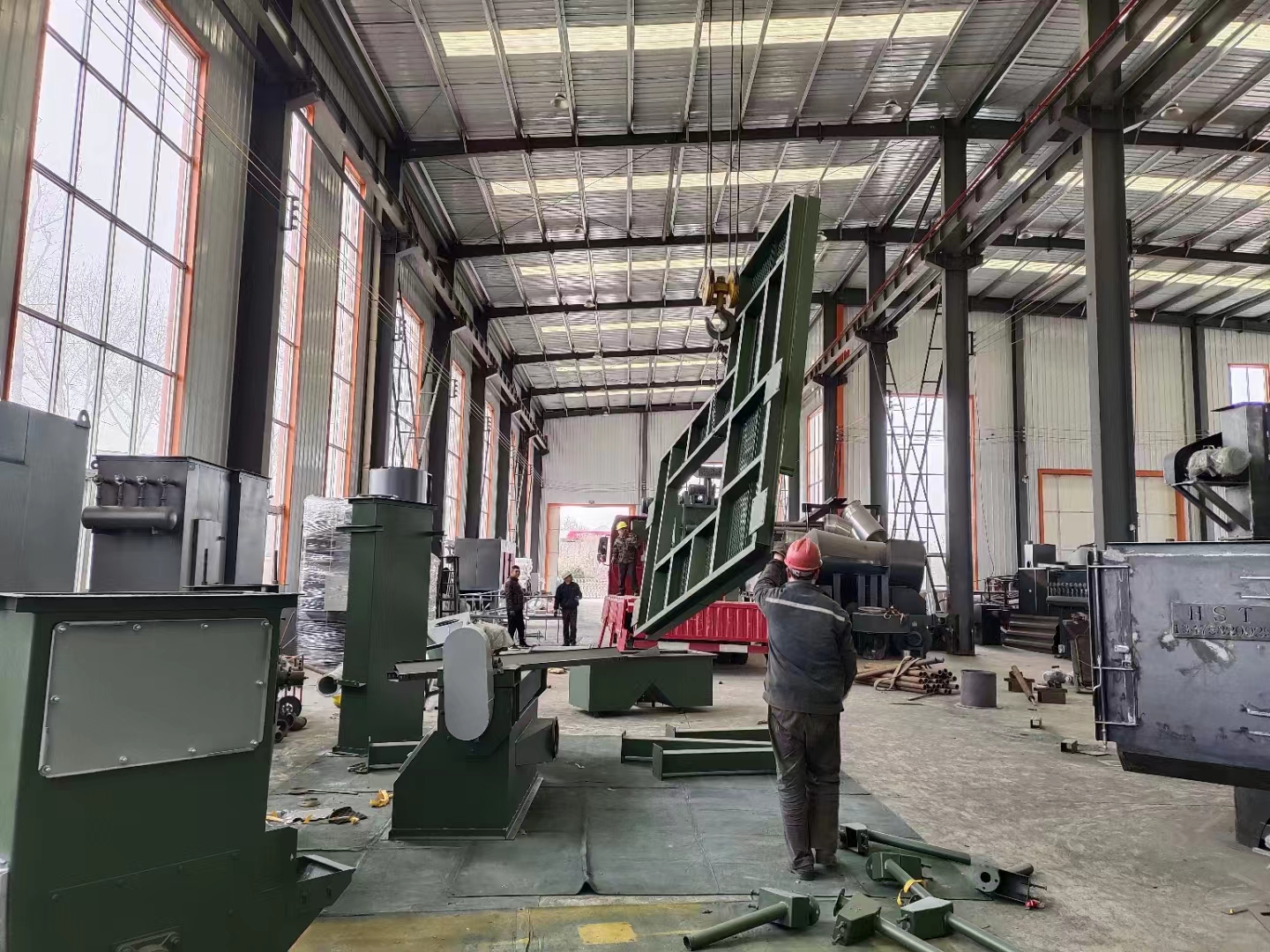 連續(xù)懸鏈打砂清理機(jī)_鏈條除砂機(jī)_鏈條式除砂機(jī)
