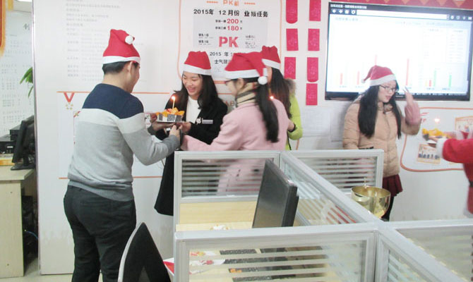 長(zhǎng)沙物聯(lián)網(wǎng)卡平臺(tái)之歡度圣誕節(jié)