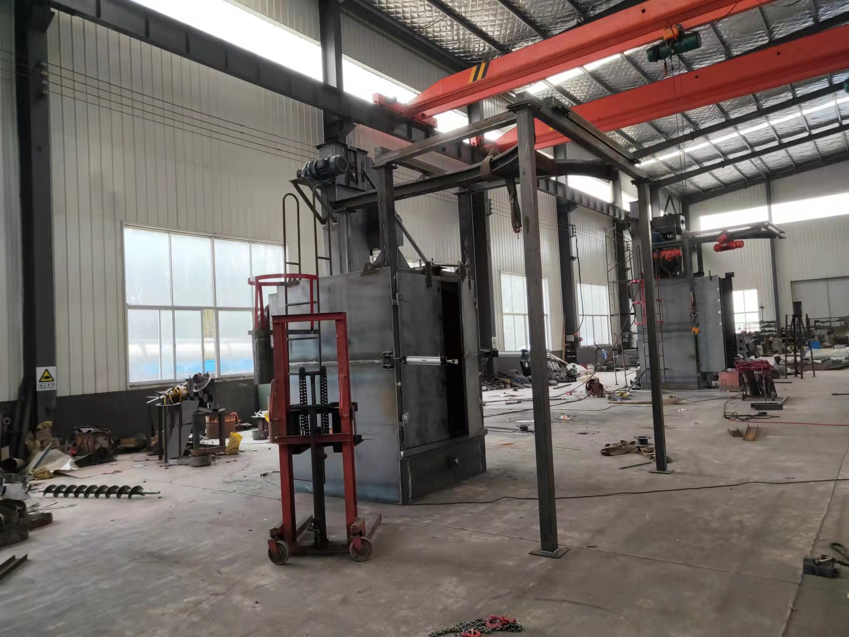 鋼管內(nèi)壁拋丸機(jī)_管道拋丸機(jī)工作視頻_管道防腐拋丸機(jī)